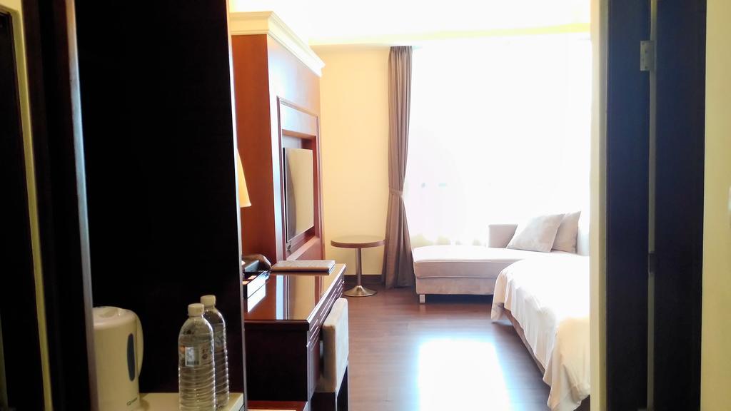 Hotel Modern Puli Esterno foto